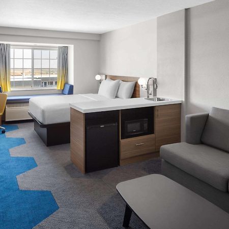 Microtel Inn & Suites By Wyndham Rapid City Exteriör bild