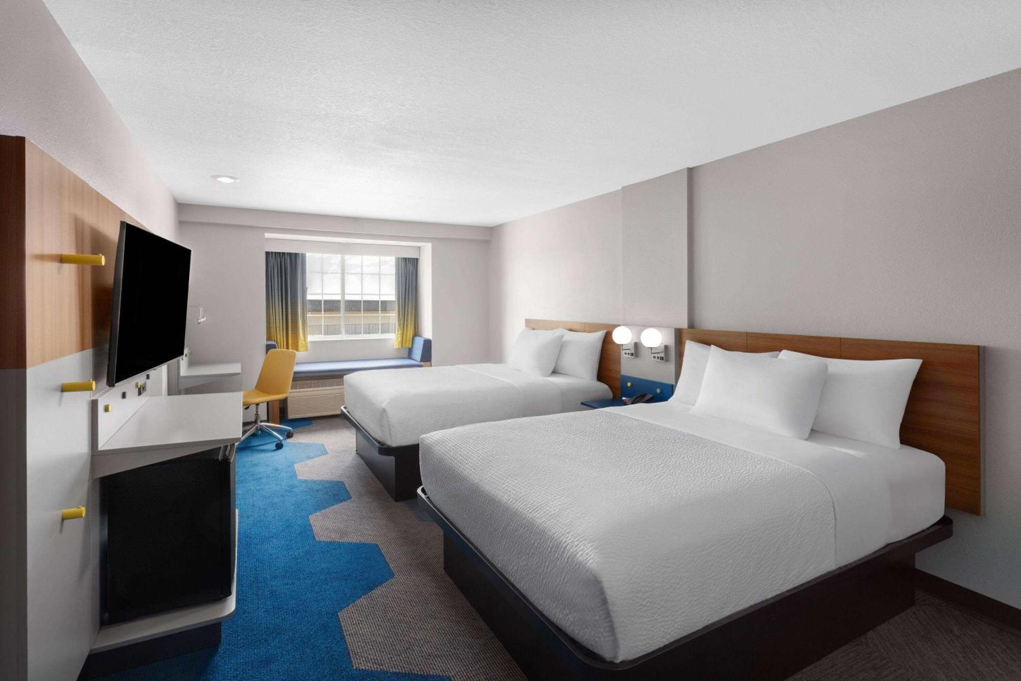 Microtel Inn & Suites By Wyndham Rapid City Exteriör bild