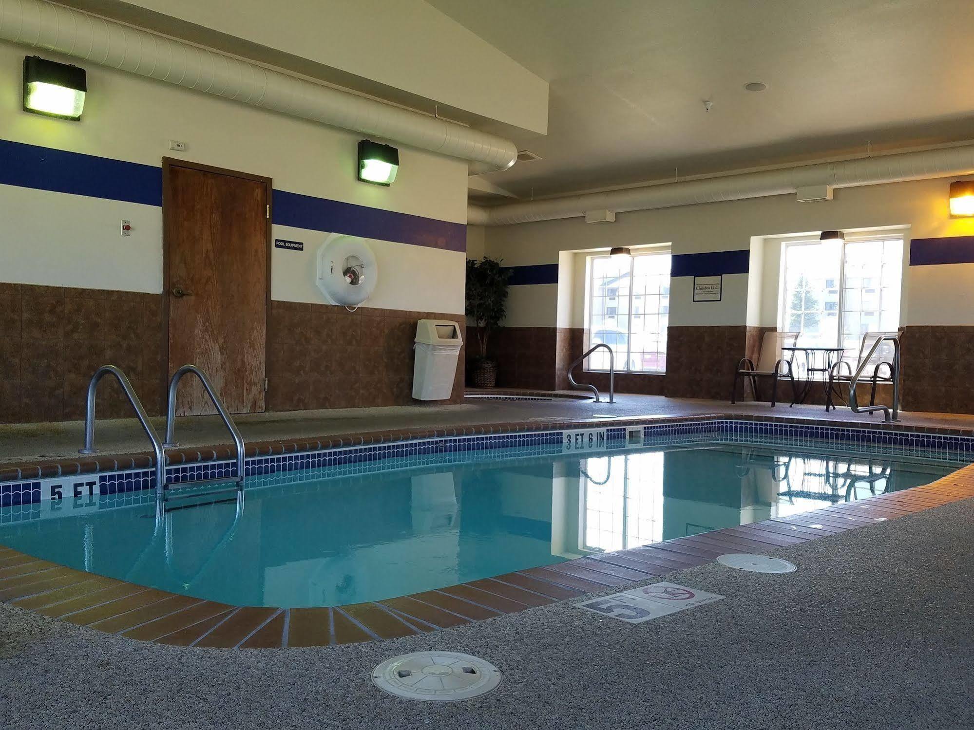 Microtel Inn & Suites By Wyndham Rapid City Exteriör bild